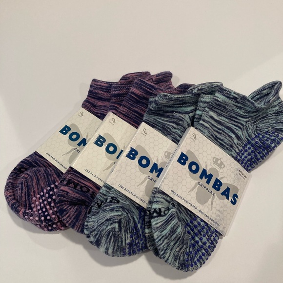 Bombas Women's gripper ankle socks with tab. 4 pairs. Size Medium. NWT - Picture 1 of 7